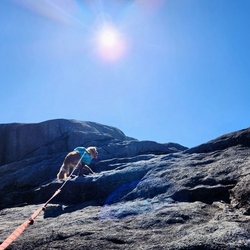 Sunny about to summit Ampersand